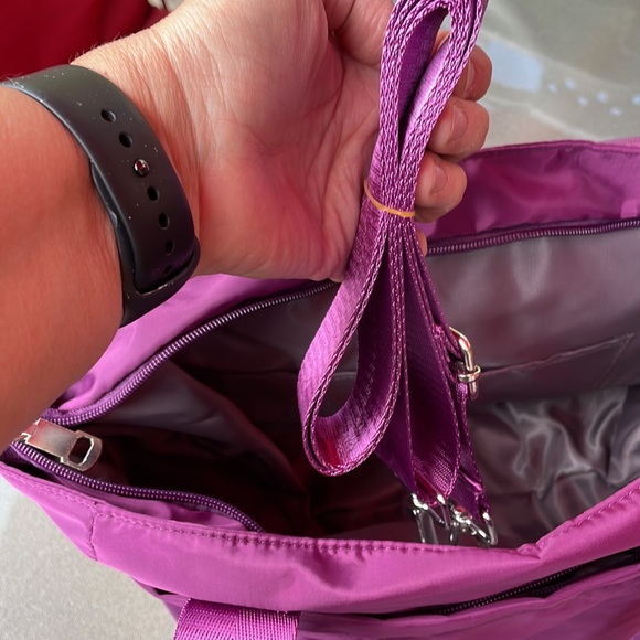 Purple nylon tote bag NWOT - Picture 4 of 12